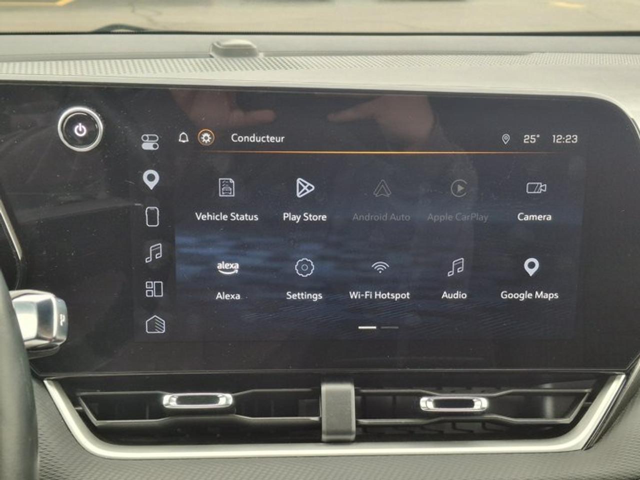 2025 Chevrolet Equinox AWD LT | Safety & Tech Pkg | 360 Camera | Heated Wheel + Seats | Remote Start and More! Photo