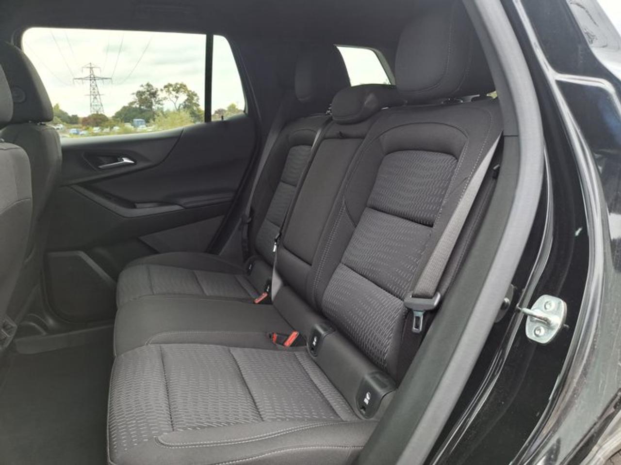 2025 Chevrolet Equinox AWD LT | Safety & Tech Pkg | 360 Camera | Heated Wheel + Seats | Remote Start and More! Photo