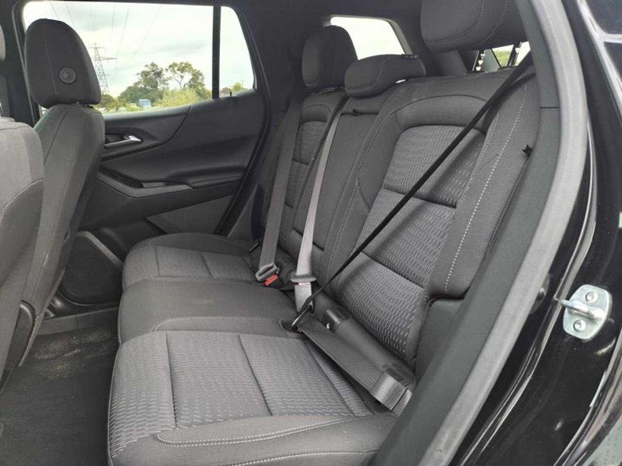 2025 Chevrolet Equinox AWD LT | Safety & Tech Pkg | 360 Camera | Heated Wheel + Seats | Remote Start and More! Photo