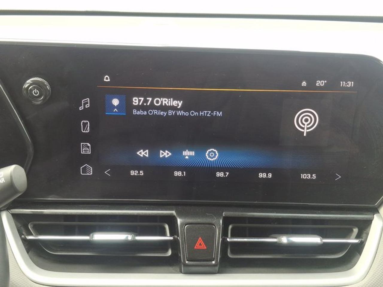 2024 Chevrolet TrailBlazer LT AWD | Heated Wheel + Seats | Remote Start | CarPlay + Android | BSA + RCTA | Rear Cam & More ! Photo