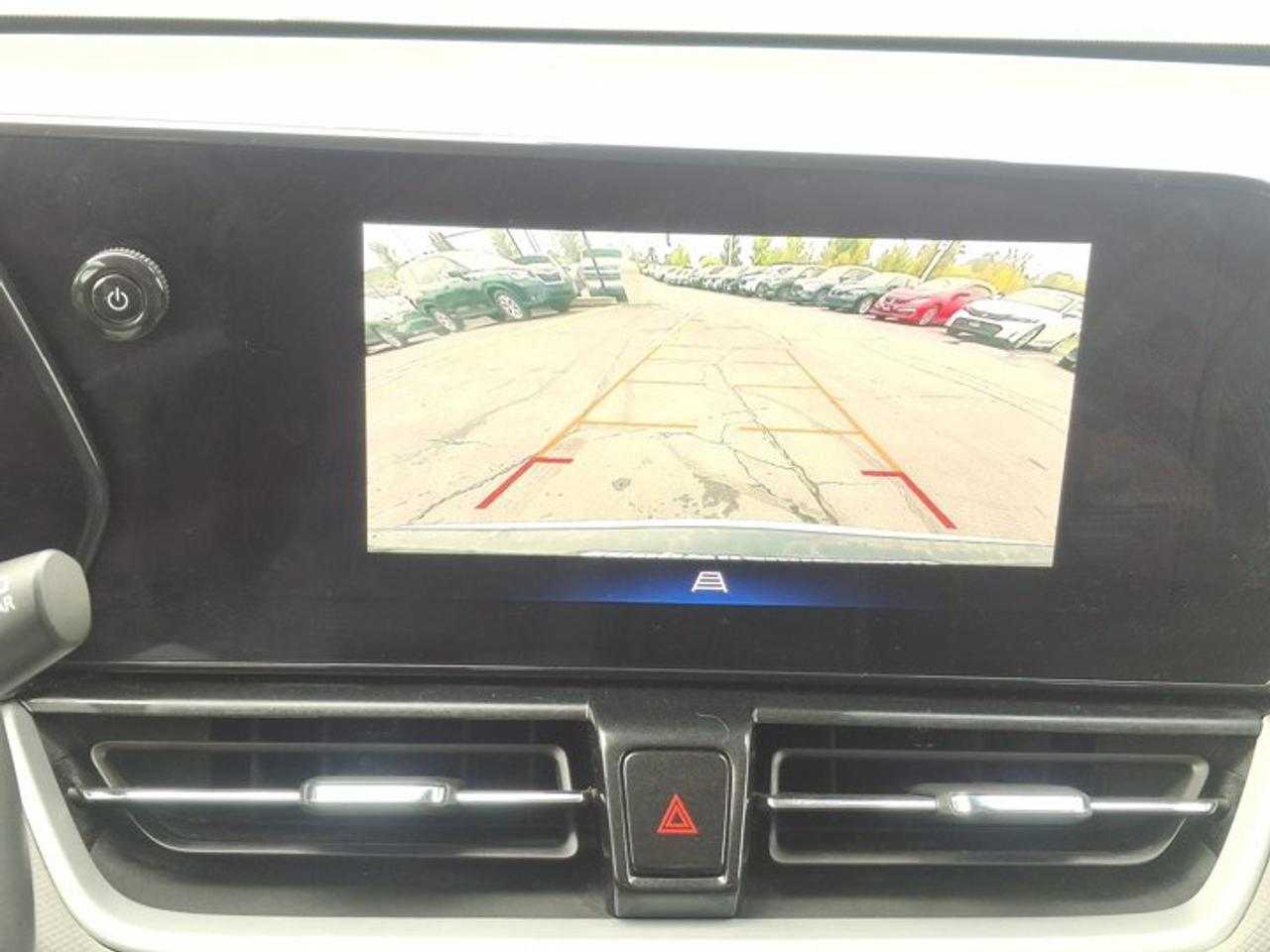 2024 Chevrolet TrailBlazer LT AWD | Heated Wheel + Seats | Remote Start | CarPlay + Android | BSA + RCTA | Rear Cam & More ! Photo