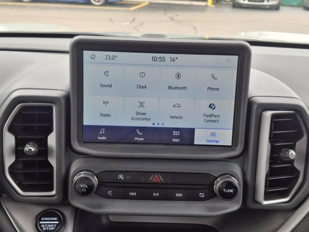 2024 Ford Bronco Sport Big Bend 4WD | Heated Seats | Remote Start | CarPlay + Android | Rear Camera | and More ! Photo