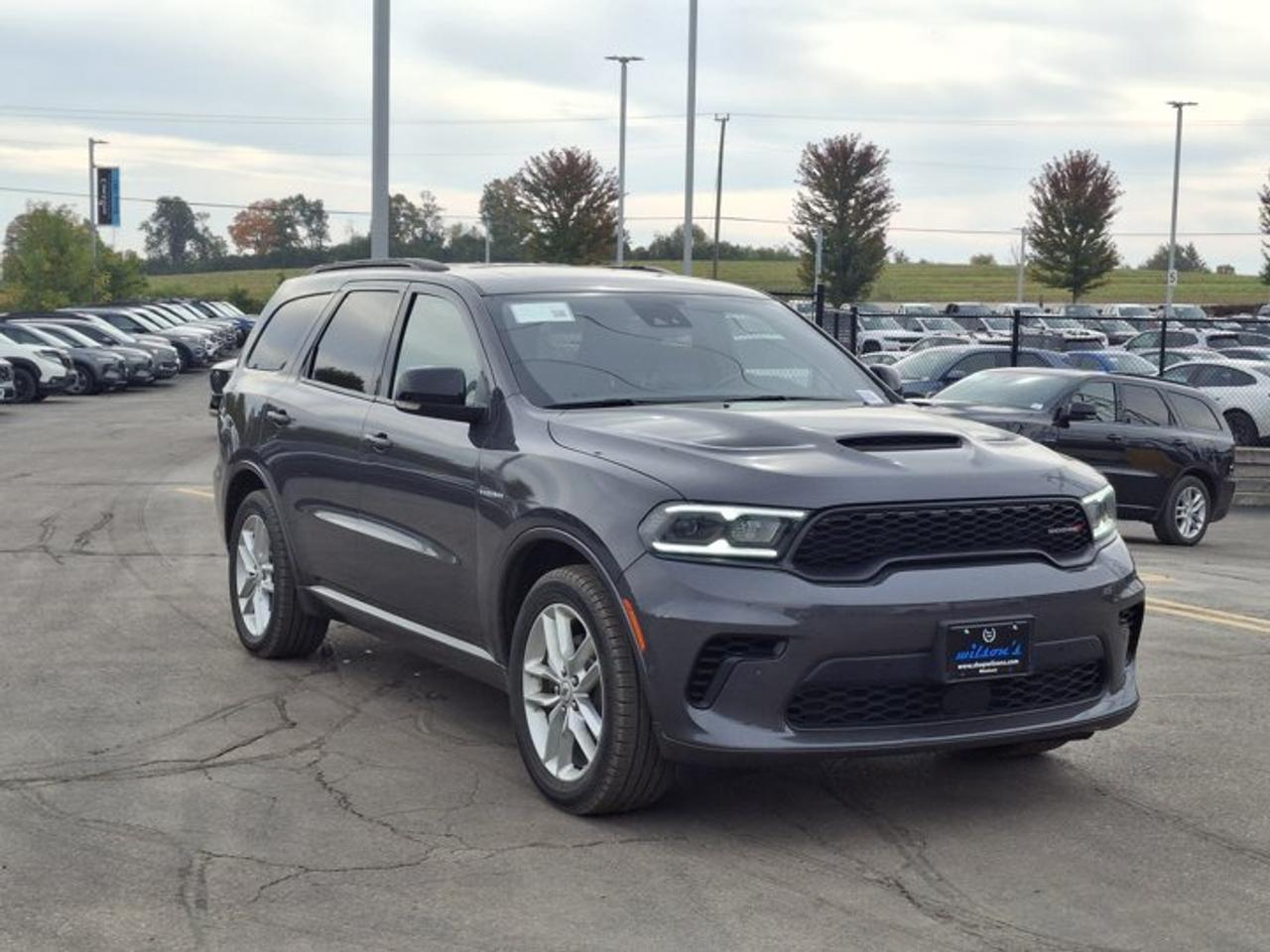 2025 Dodge Durango R/T | Leather | Sunroof | Nav | Cooled + Heated Seats | Heated Wheel | Remote Start | and More ! Photo