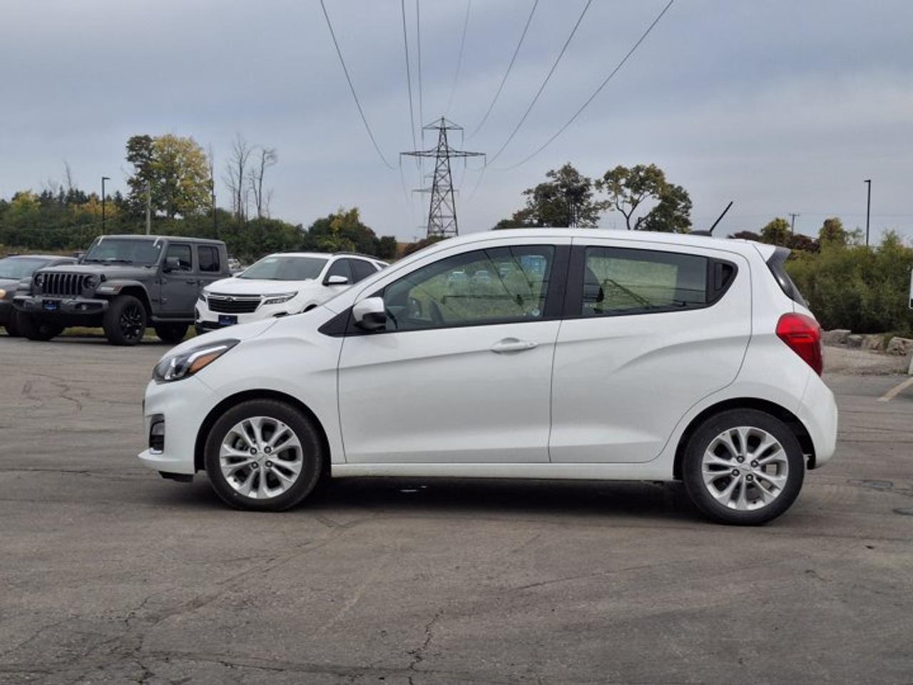 2022 Chevrolet Spark 1LT Hatchback | CarPlay + Android | Rear Camera | and More ! Photo1
