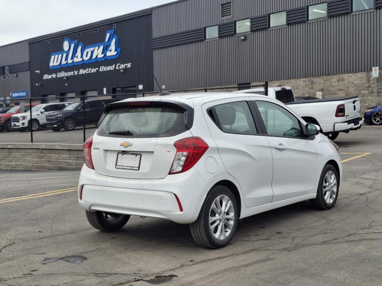2022 Chevrolet Spark 1LT Hatchback | CarPlay + Android | Rear Camera | and More ! Photo4