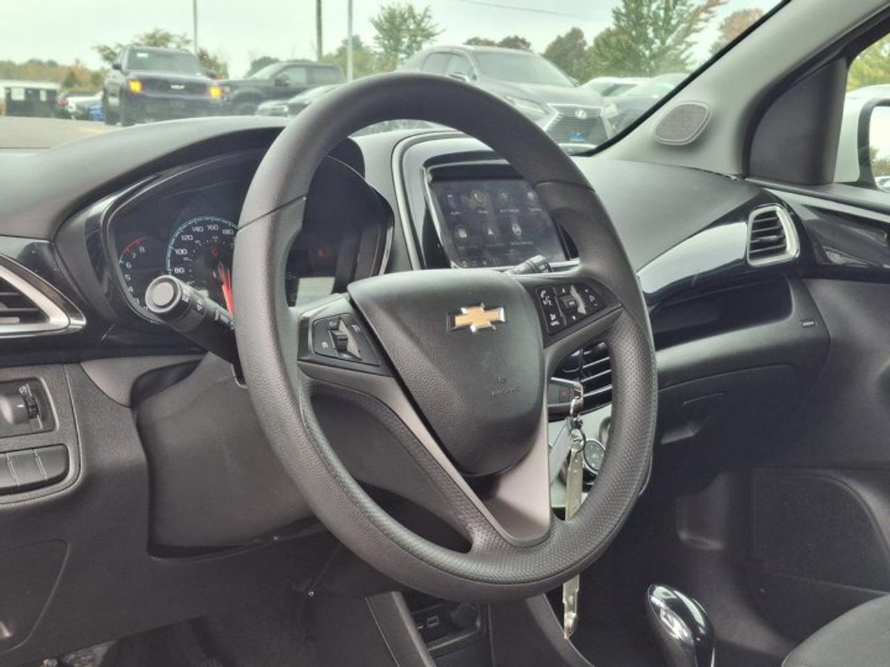 2022 Chevrolet Spark 1LT Hatchback | CarPlay + Android | Rear Camera | and More ! Photo