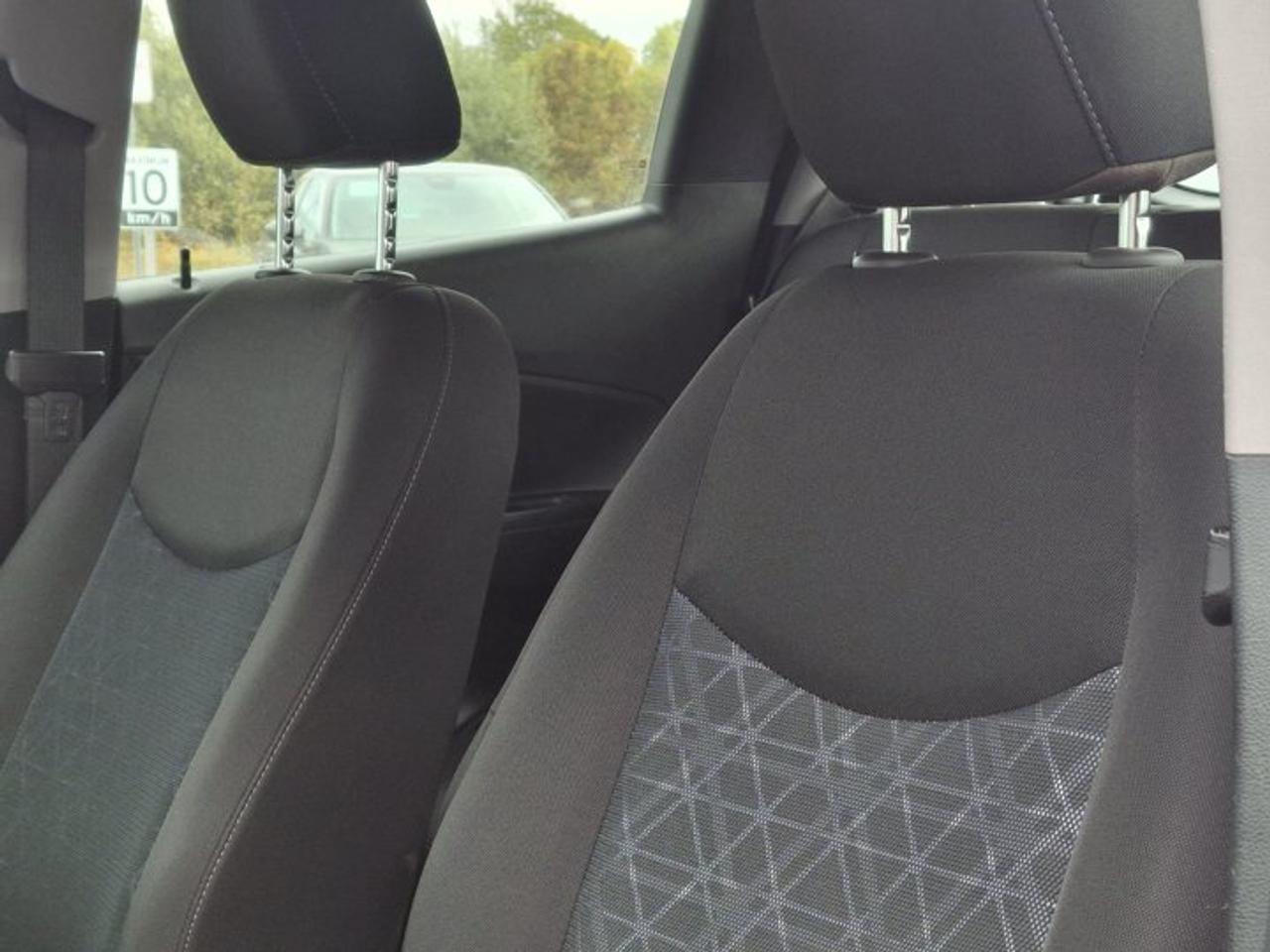 2022 Chevrolet Spark 1LT Hatchback | CarPlay + Android | Rear Camera | and More ! Photo