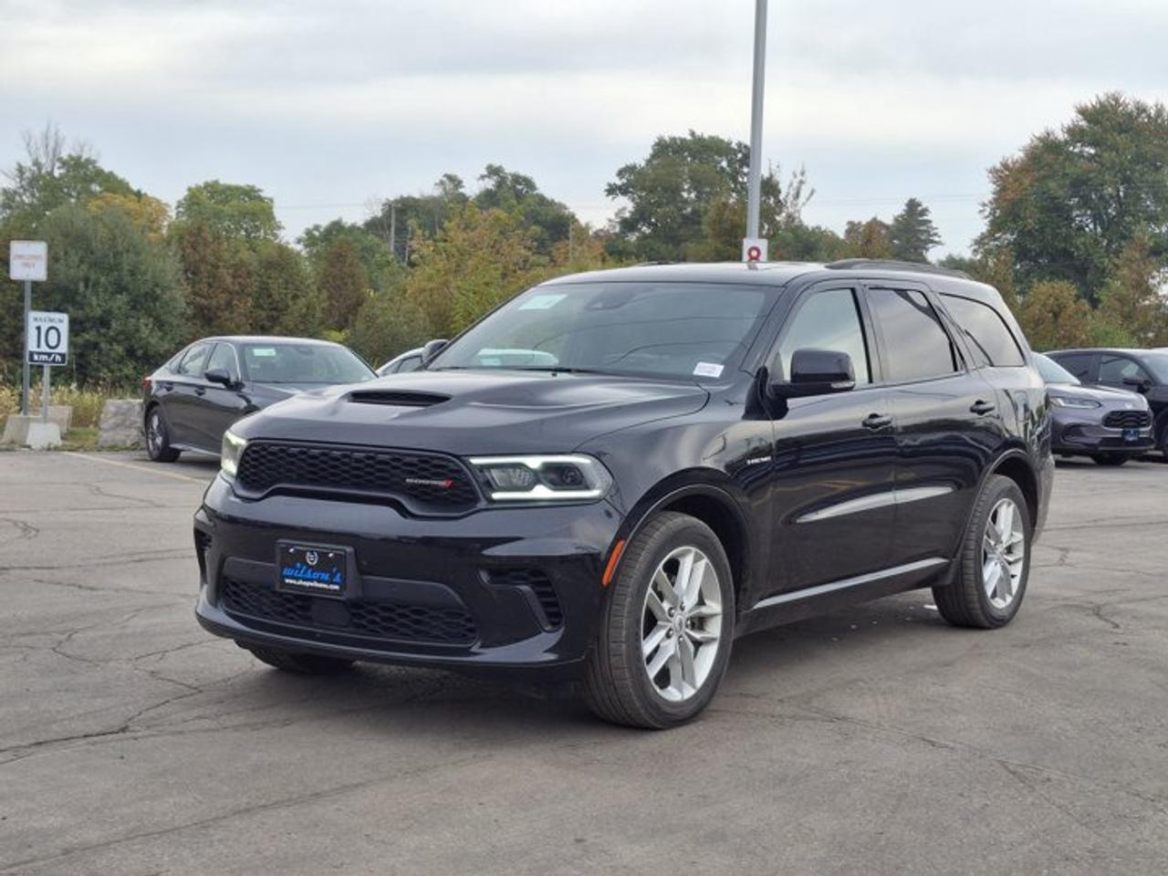 2025 Dodge Durango R/T | Leather | Sunroof | Nav | Cooled + Heated Seats | Heated Wheel | Remote Start | and More ! Photo0