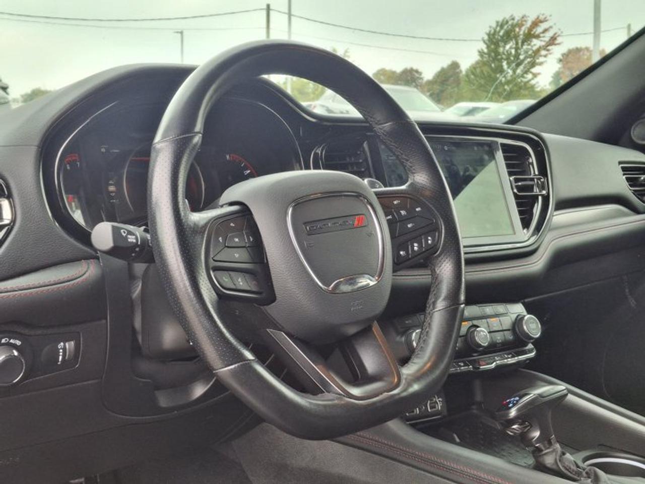 2025 Dodge Durango R/T | Leather | Sunroof | Nav | Cooled + Heated Seats | Heated Wheel | Remote Start | and More ! Photo