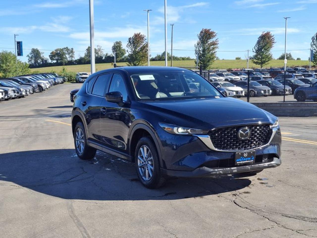 2025 Mazda CX-5 GS AWD | Leatherette | Power Seat | Heated Wheel + Seats | Adaptive Cruise | CarPlay and More ! Photo