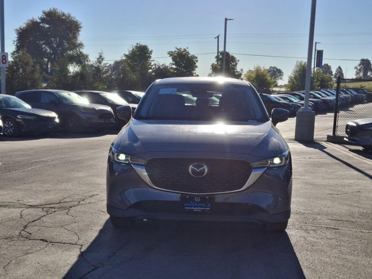 2025 Mazda CX-5 GS AWD | Leatherette | Power Seat | Heated Wheel + Seats | Adaptive Cruise | CarPlay and More ! Photo