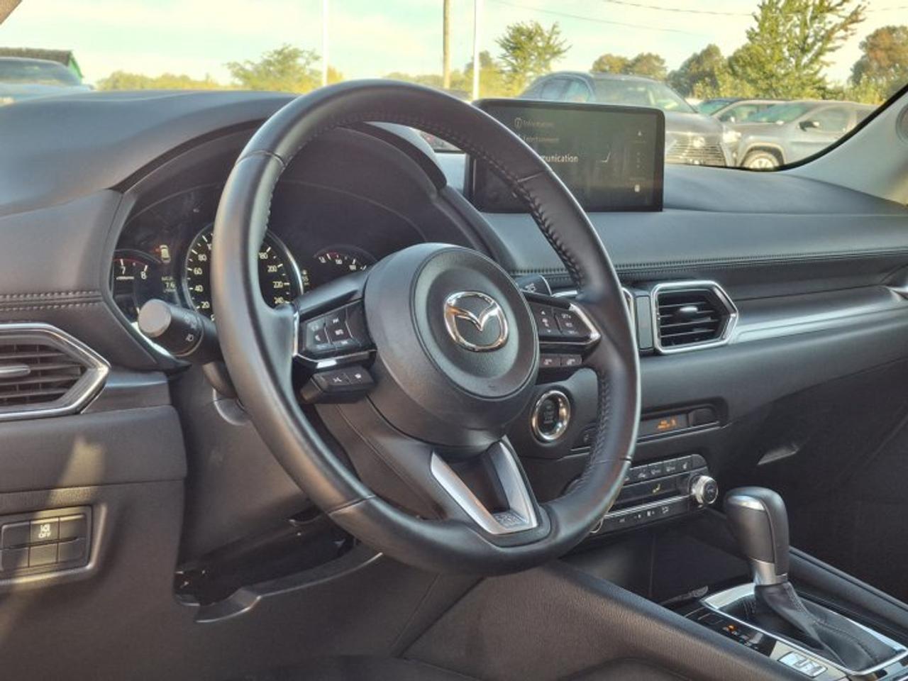 2025 Mazda CX-5 GS AWD | Leatherette | Power Seat | Heated Wheel + Seats | Adaptive Cruise | CarPlay and More ! Photo