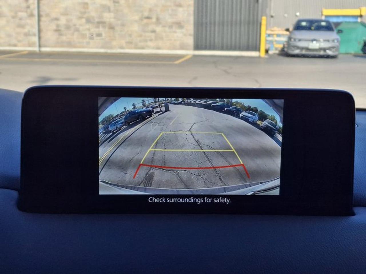 2025 Mazda CX-5 GS AWD | Leatherette | Power Seat | Heated Wheel + Seats | Adaptive Cruise | CarPlay and More ! Photo