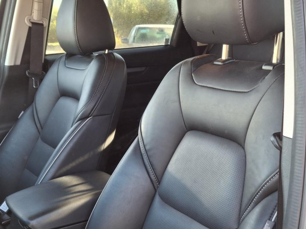 2025 Mazda CX-5 GS AWD | Leatherette | Power Seat | Heated Wheel + Seats | Adaptive Cruise | CarPlay and More ! Photo