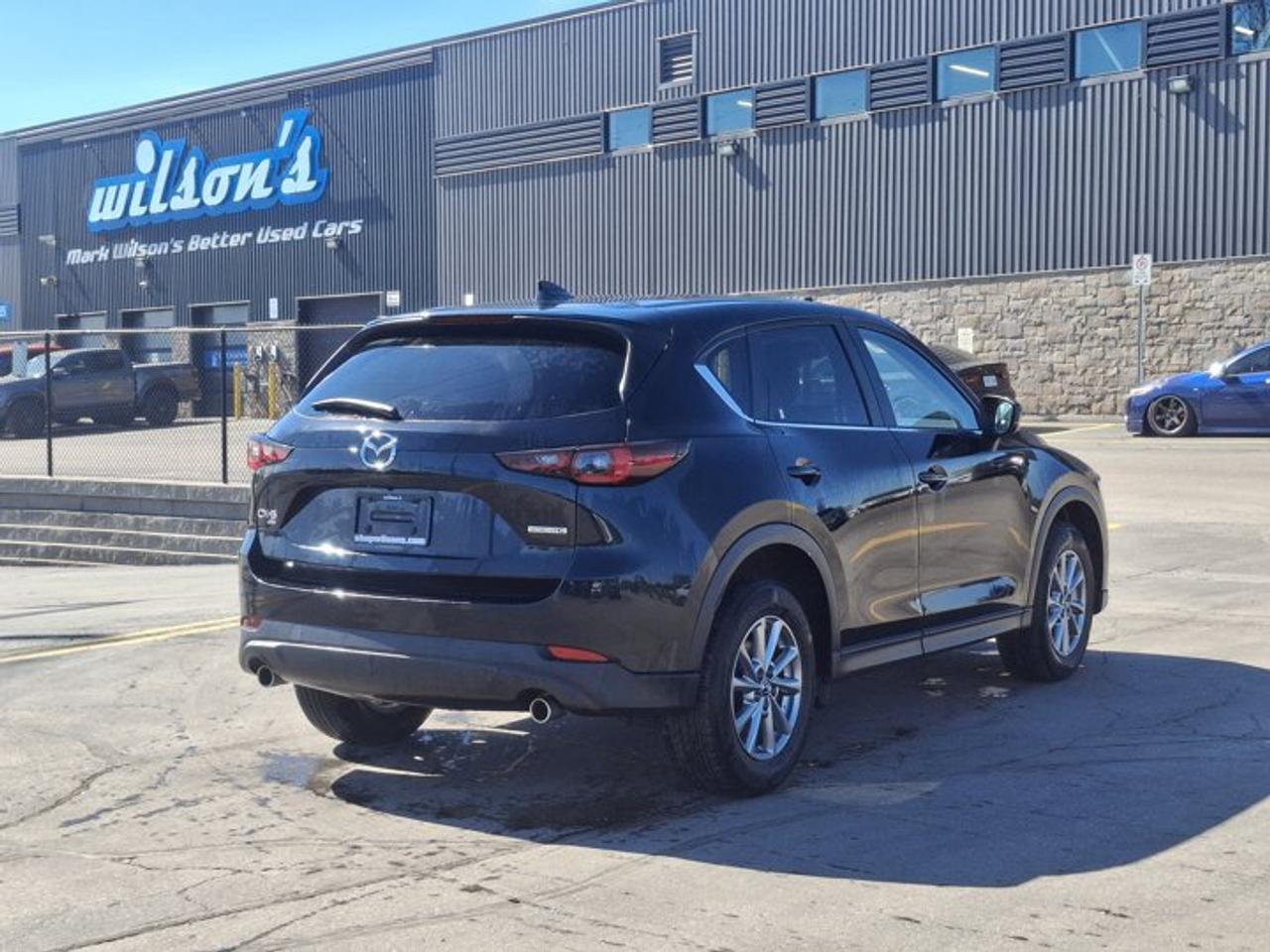 2025 Mazda CX-5 GS AWD | Leatherette | Power Seat | Heated Wheel + Seats | Adaptive Cruise | CarPlay and More ! Photo