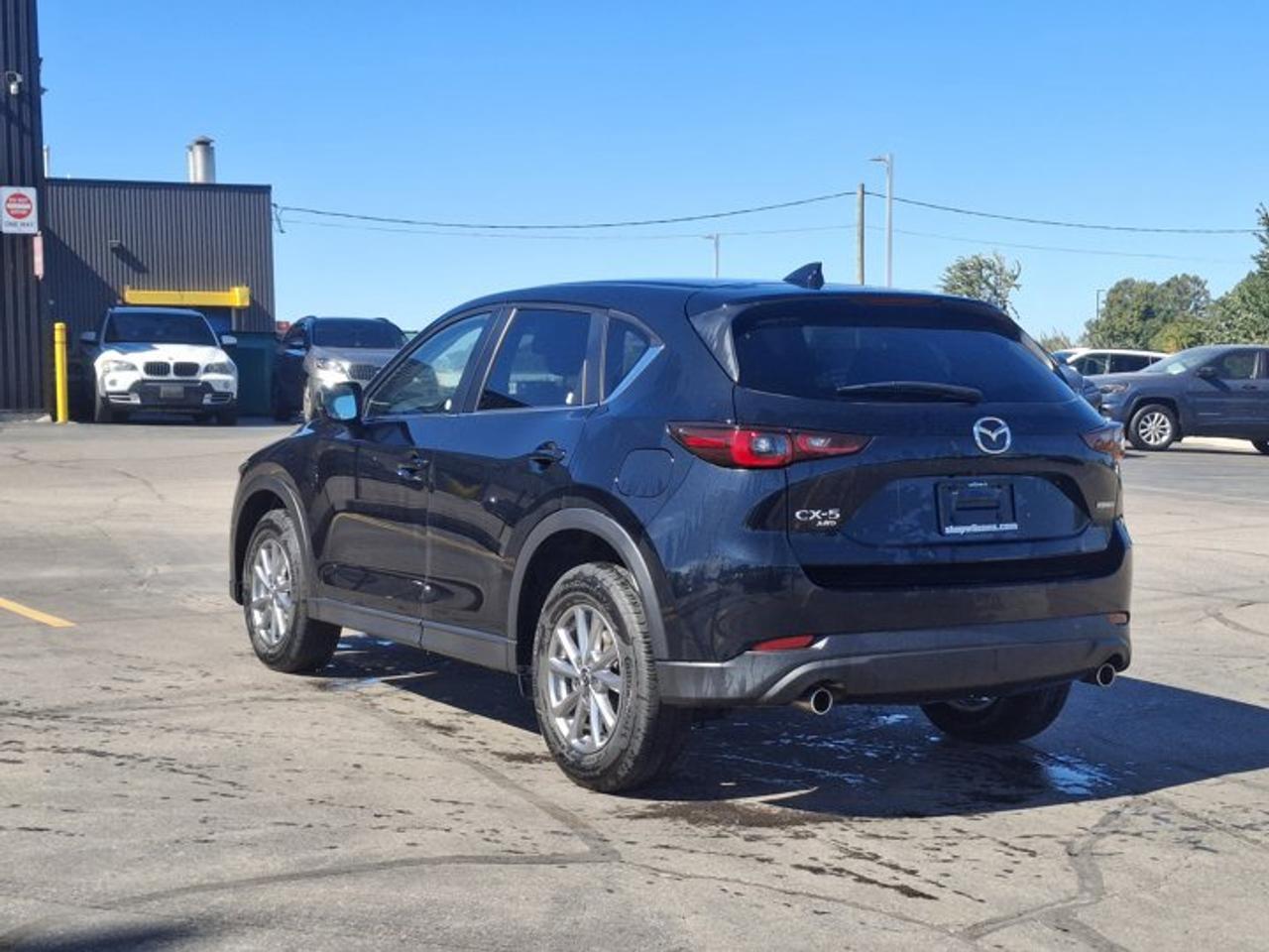2025 Mazda CX-5 GS AWD | Leatherette | Power Seat | Heated Wheel + Seats | Adaptive Cruise | CarPlay and More ! Photo2