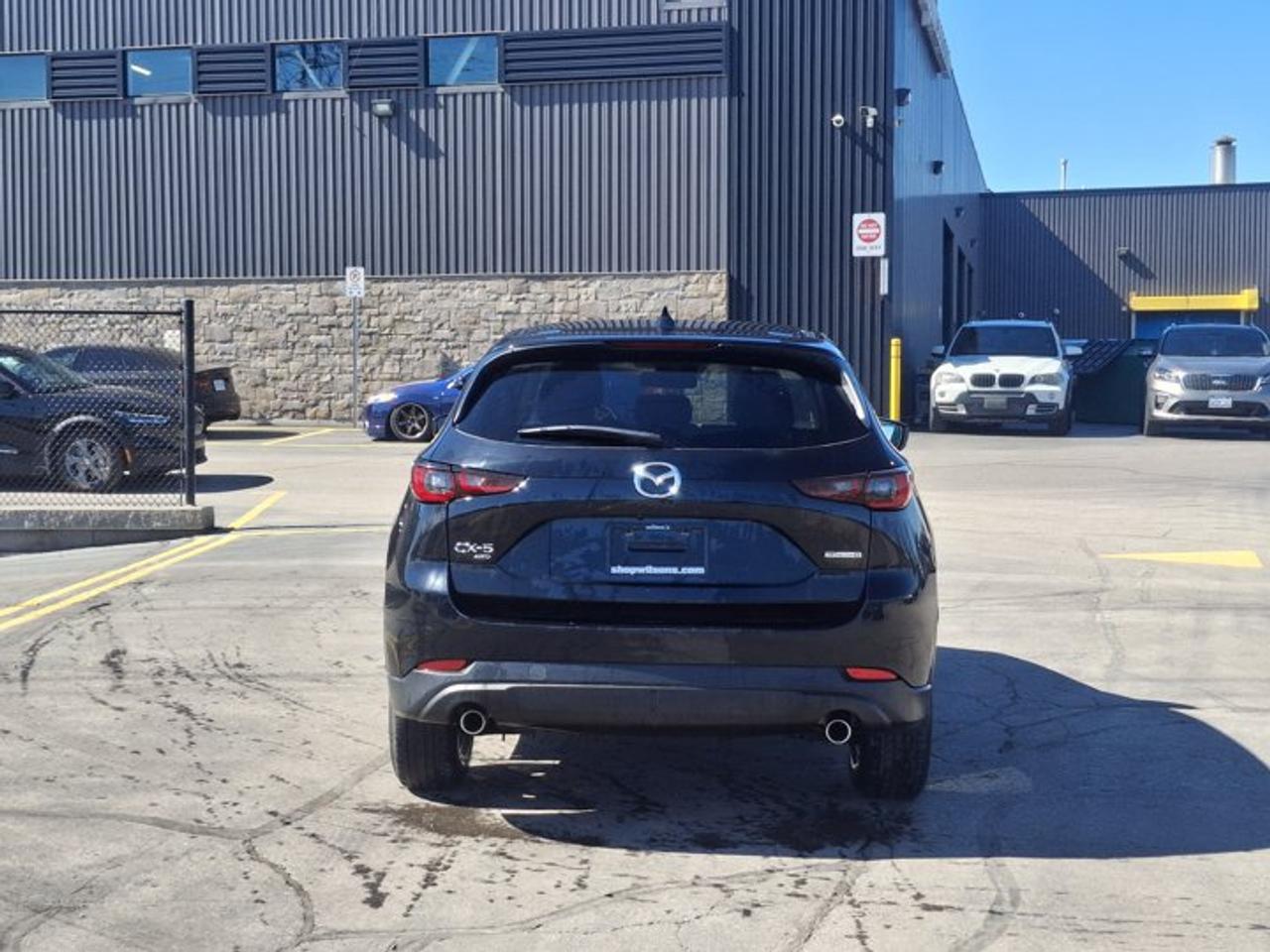 2025 Mazda CX-5 GS AWD | Leatherette | Power Seat | Heated Wheel + Seats | Adaptive Cruise | CarPlay and More ! Photo