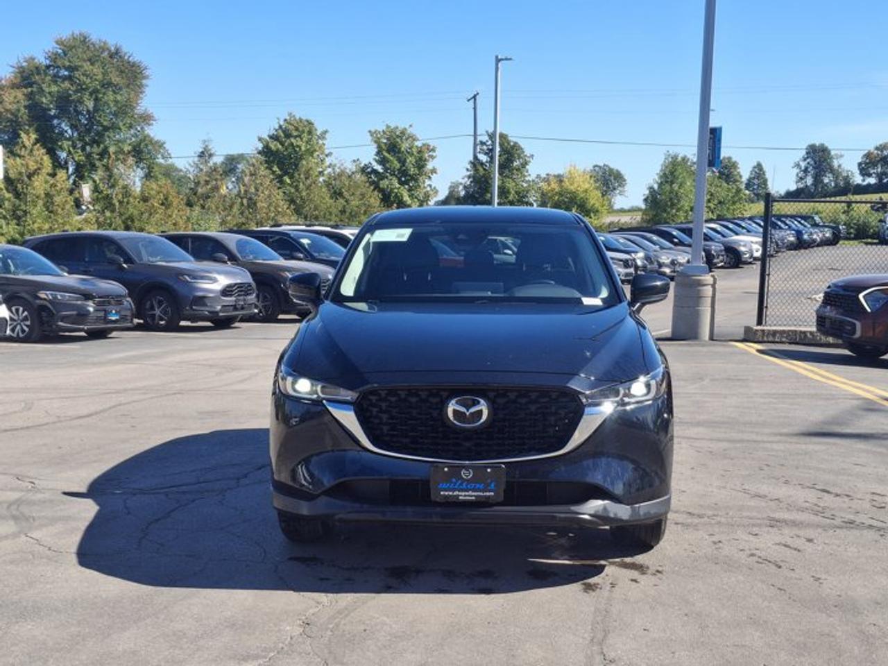 2025 Mazda CX-5 GS AWD | Leatherette | Power Seat | Heated Wheel + Seats | Adaptive Cruise | CarPlay and More ! Photo