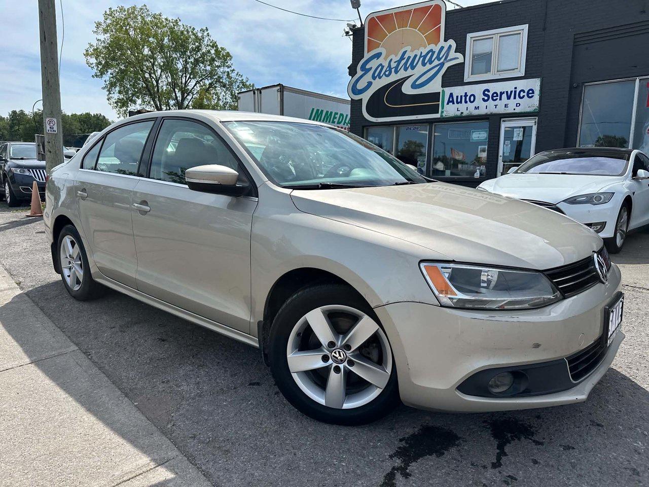 2014 Volkswagen Jetta Sedan TDI Photo