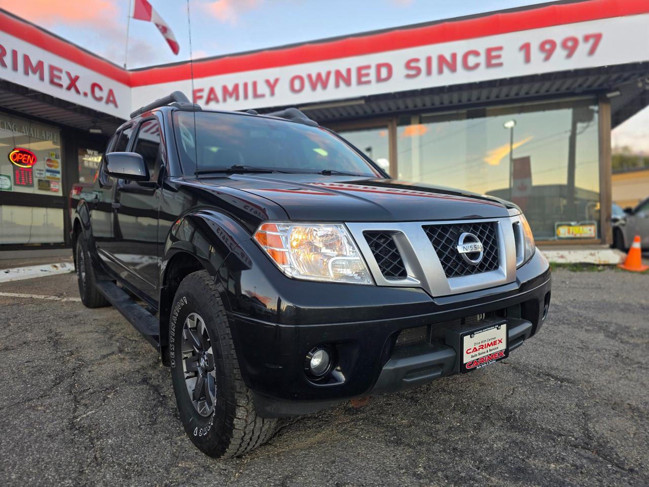 2019 Nissan Frontier PRO-4X | Leather | Sunroof | Rockford Fosgate | Accident Free Photo