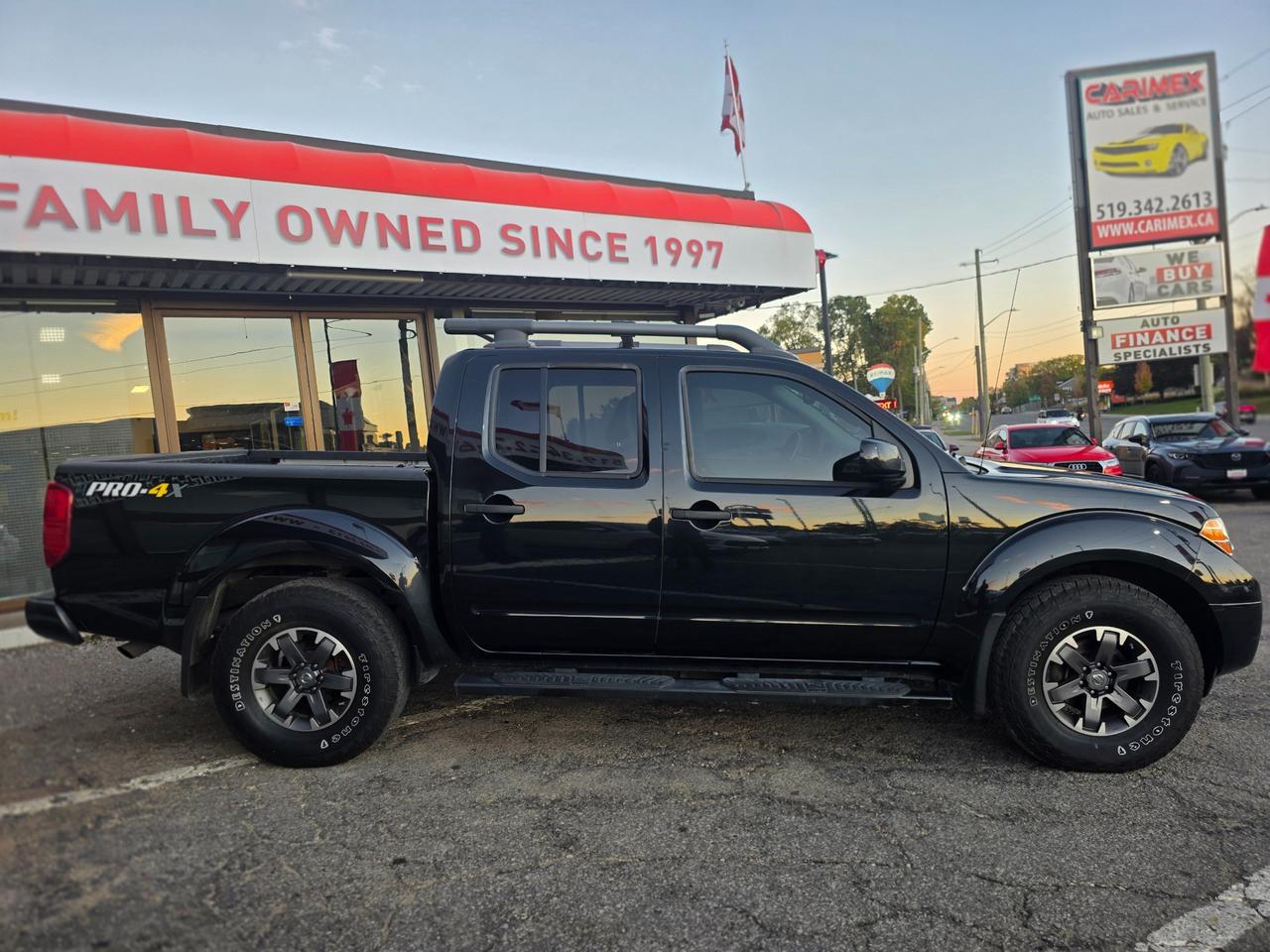 2019 Nissan Frontier PRO-4X | Leather | Sunroof | Rockford Fosgate | Accident Free Photo