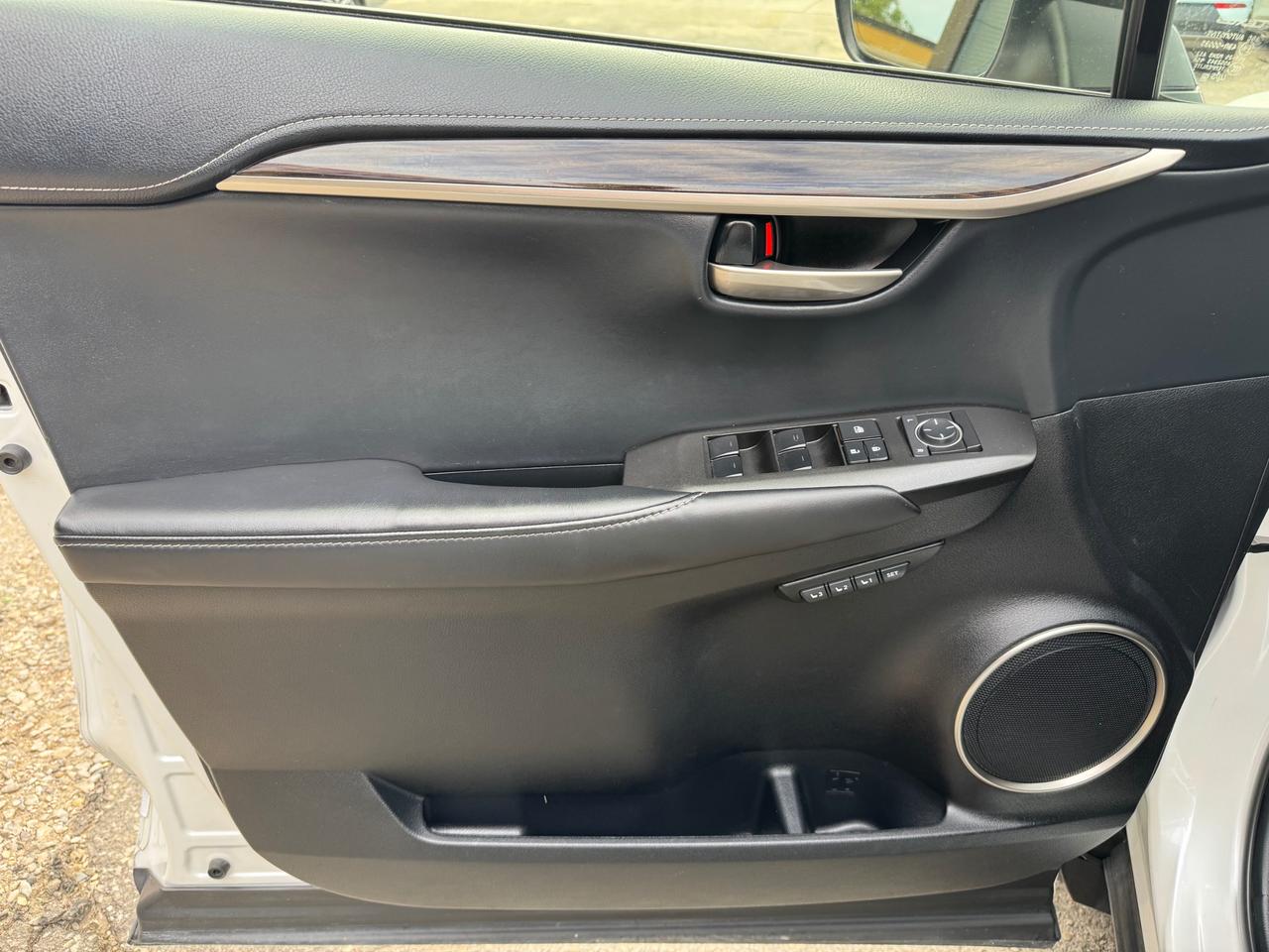 2016 Lexus NX 200t AWD | Leather | Sunroof | Navi | BSM | Heated & Cooled Seats Photo