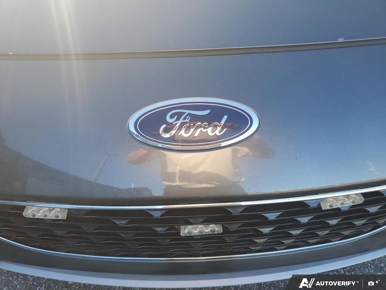 2020 Ford Escape SE-REVERSE CAMERA-BLUETOOTH-BLIND SPOT- Photo