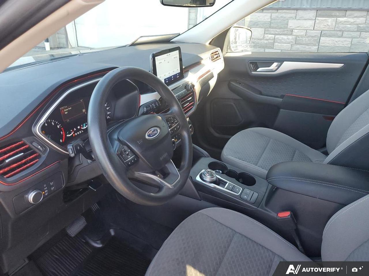 2020 Ford Escape SE-REVERSE CAMERA-BLUETOOTH-BLIND SPOT- Photo