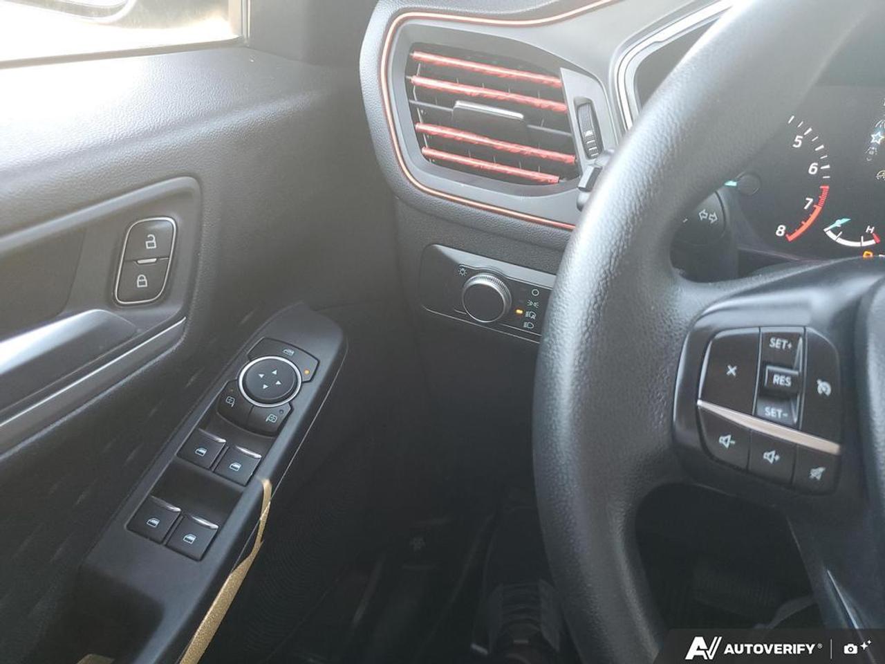 2020 Ford Escape SE-REVERSE CAMERA-BLUETOOTH-BLIND SPOT- Photo