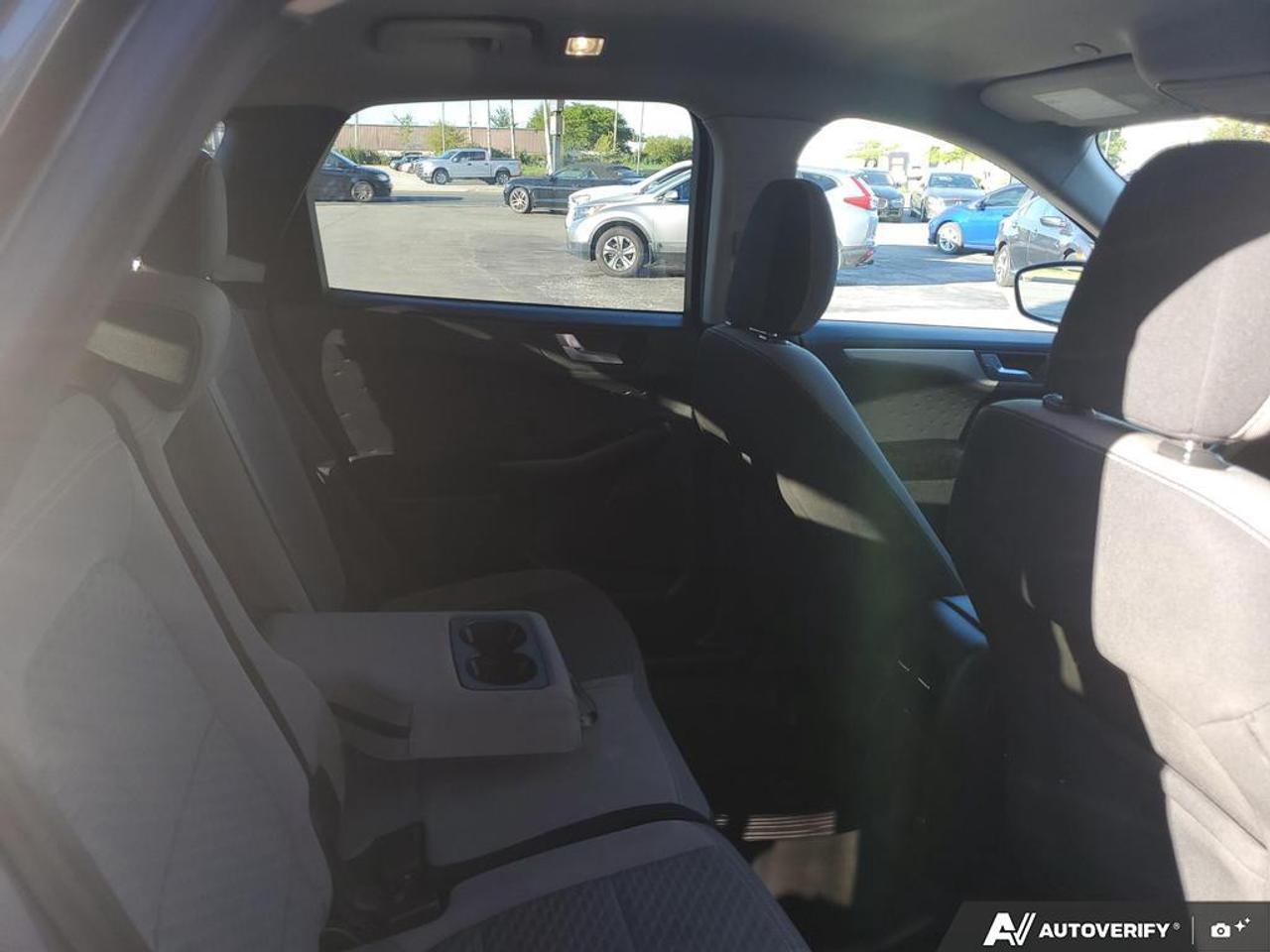 2020 Ford Escape SE-REVERSE CAMERA-BLUETOOTH-BLIND SPOT- Photo