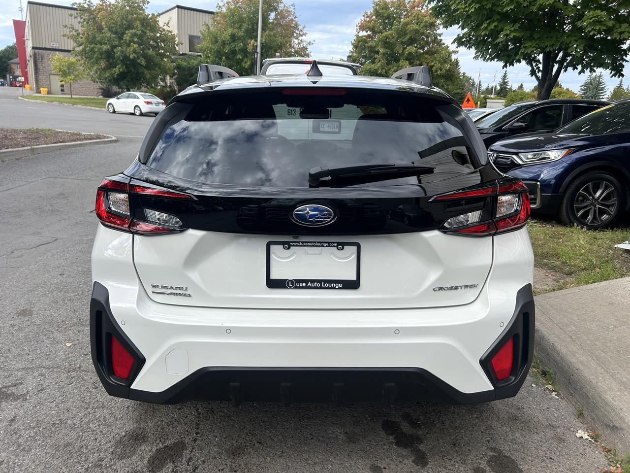 2024 Subaru Crosstrek Onyx AWD - LOW KM'S, SUNROOF, HEATED SEATS!! Photo