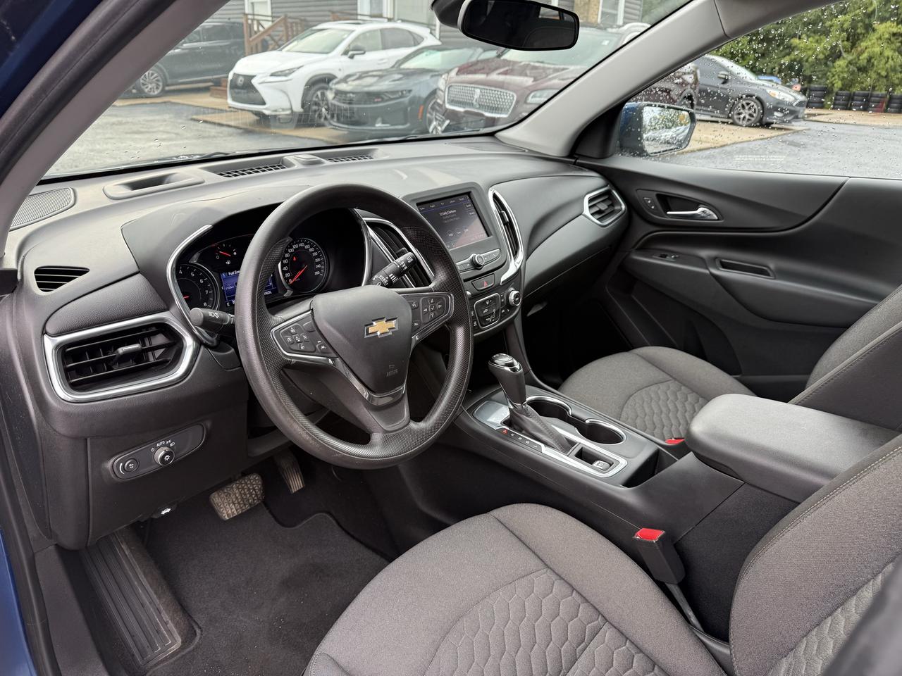 2020 Chevrolet Equinox LT Photo