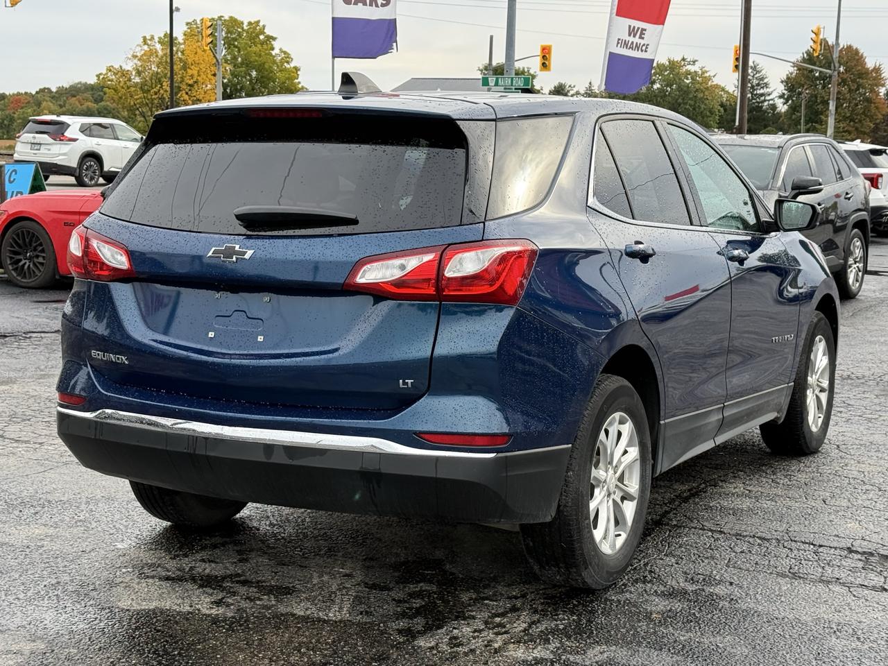 2020 Chevrolet Equinox LT Photo2