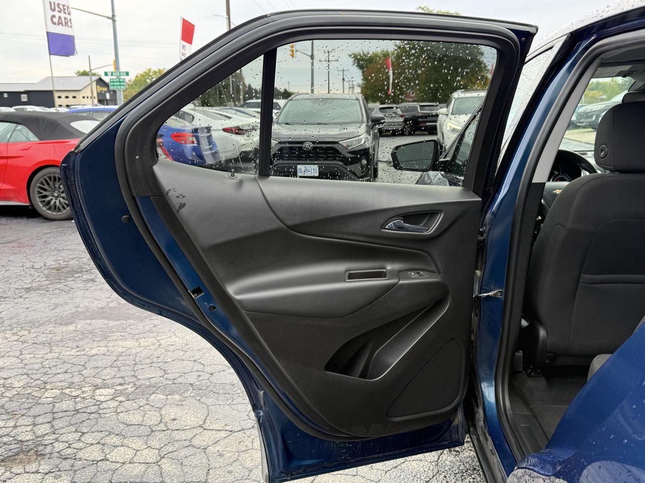 2020 Chevrolet Equinox LT Photo