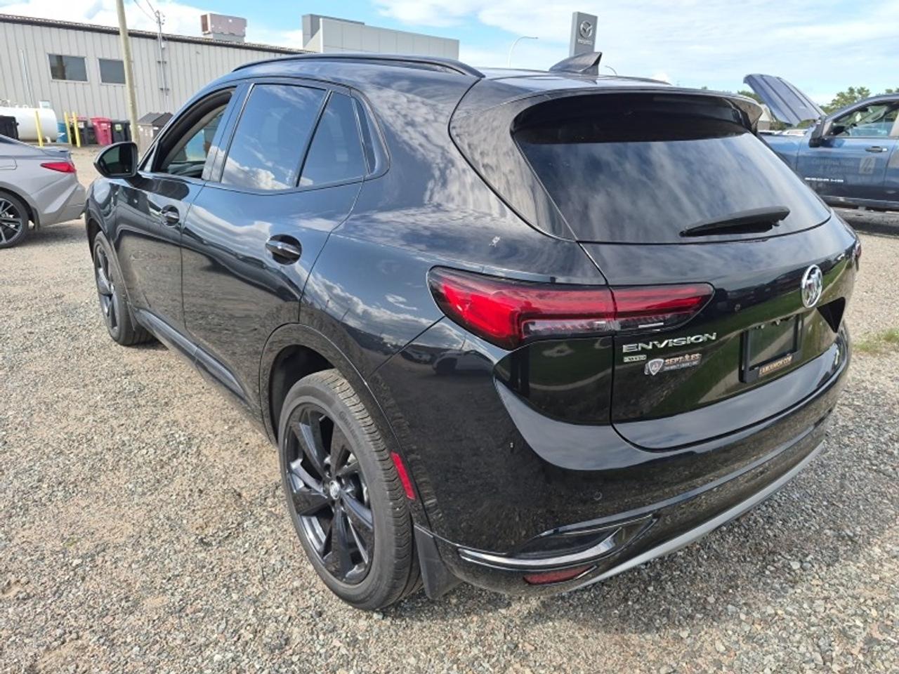 2023 Buick Envision Preferred - AWD, ONE OWNER, LOADED!! Photo