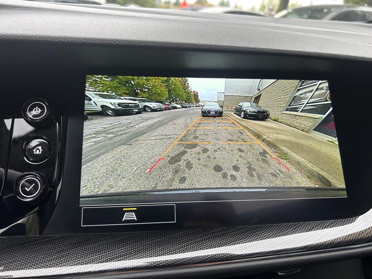 2023 Buick Envision Preferred - AWD, ONE OWNER, LOADED!! Photo