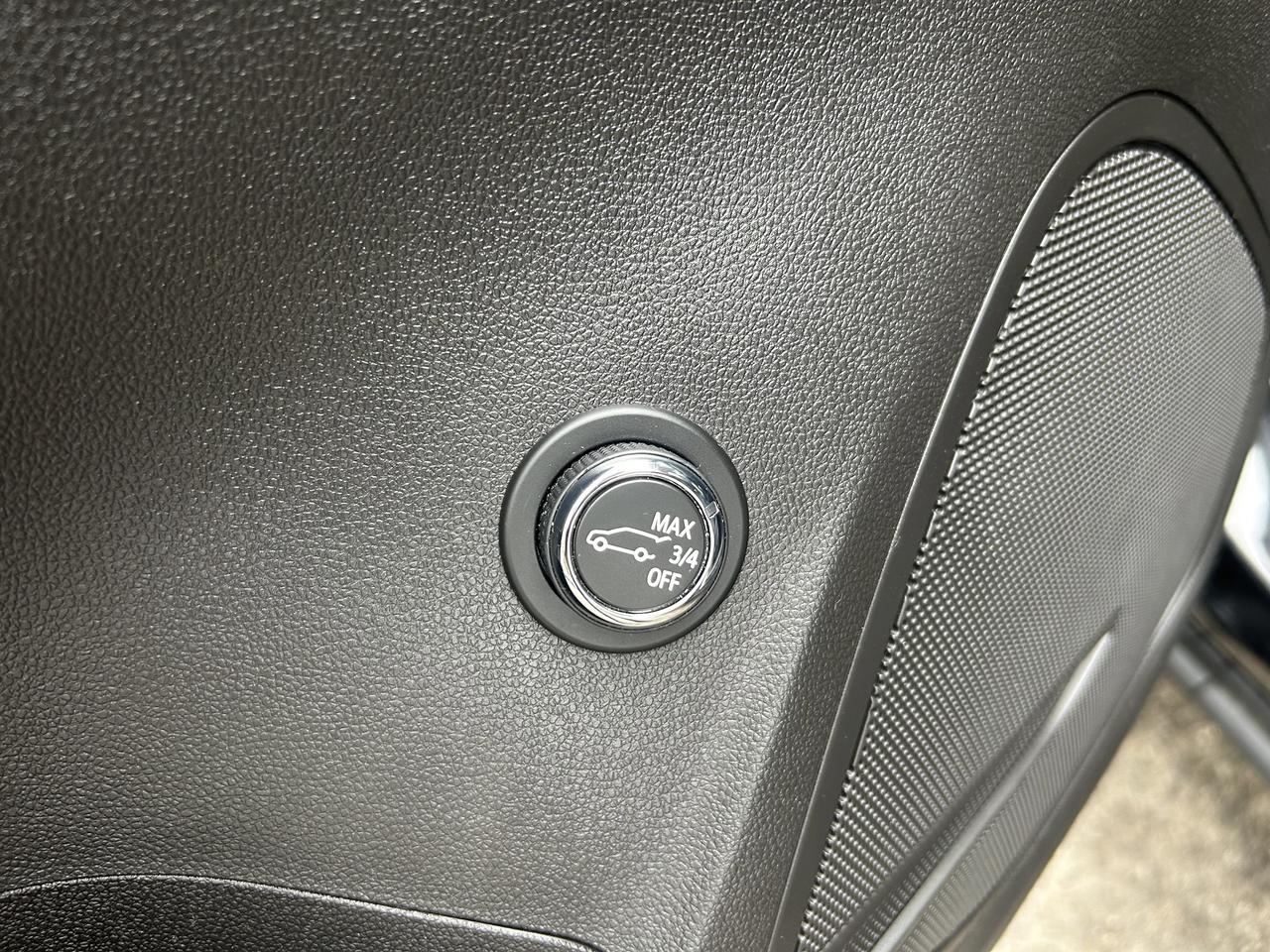 2023 Buick Envision Preferred - AWD, ONE OWNER, LOADED!! Photo
