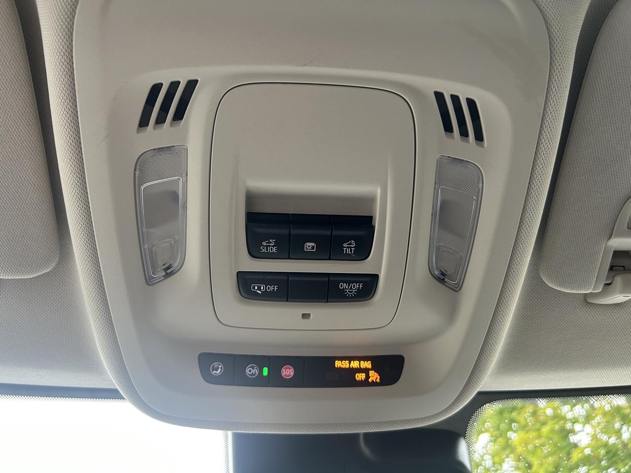 2023 Buick Envision Preferred - AWD, ONE OWNER, LOADED!! Photo