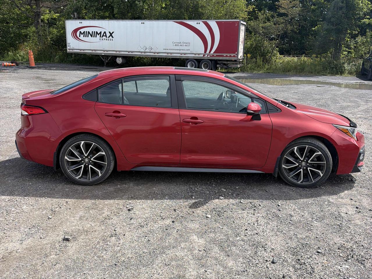 2020 Toyota Corolla SE - LOW KM's, HEATED SEATS, SUNROOF, ONE OWNER! Photo
