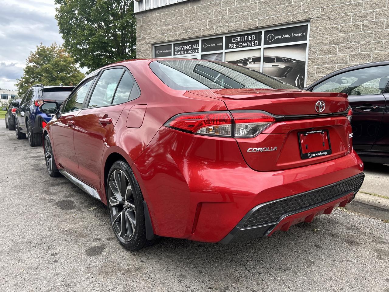 2020 Toyota Corolla SE - LOW KM's, HEATED SEATS, SUNROOF, ONE OWNER! Photo2