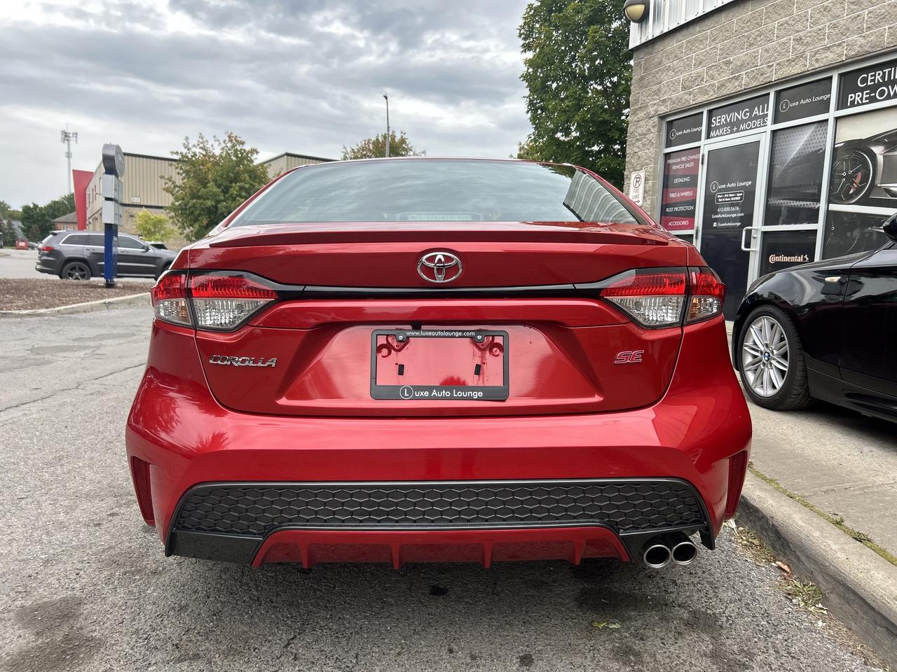 2020 Toyota Corolla SE - LOW KM's, HEATED SEATS, SUNROOF, ONE OWNER! Photo