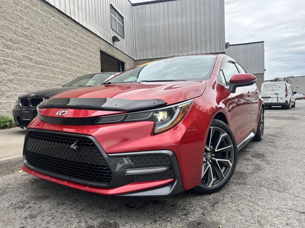 2020 Toyota Corolla SE - LOW KM's, HEATED SEATS, SUNROOF, ONE OWNER!