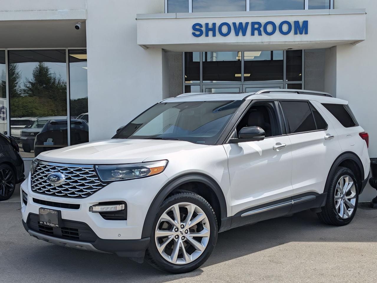 2022 Ford Explorer Platinum 4WD Photo0