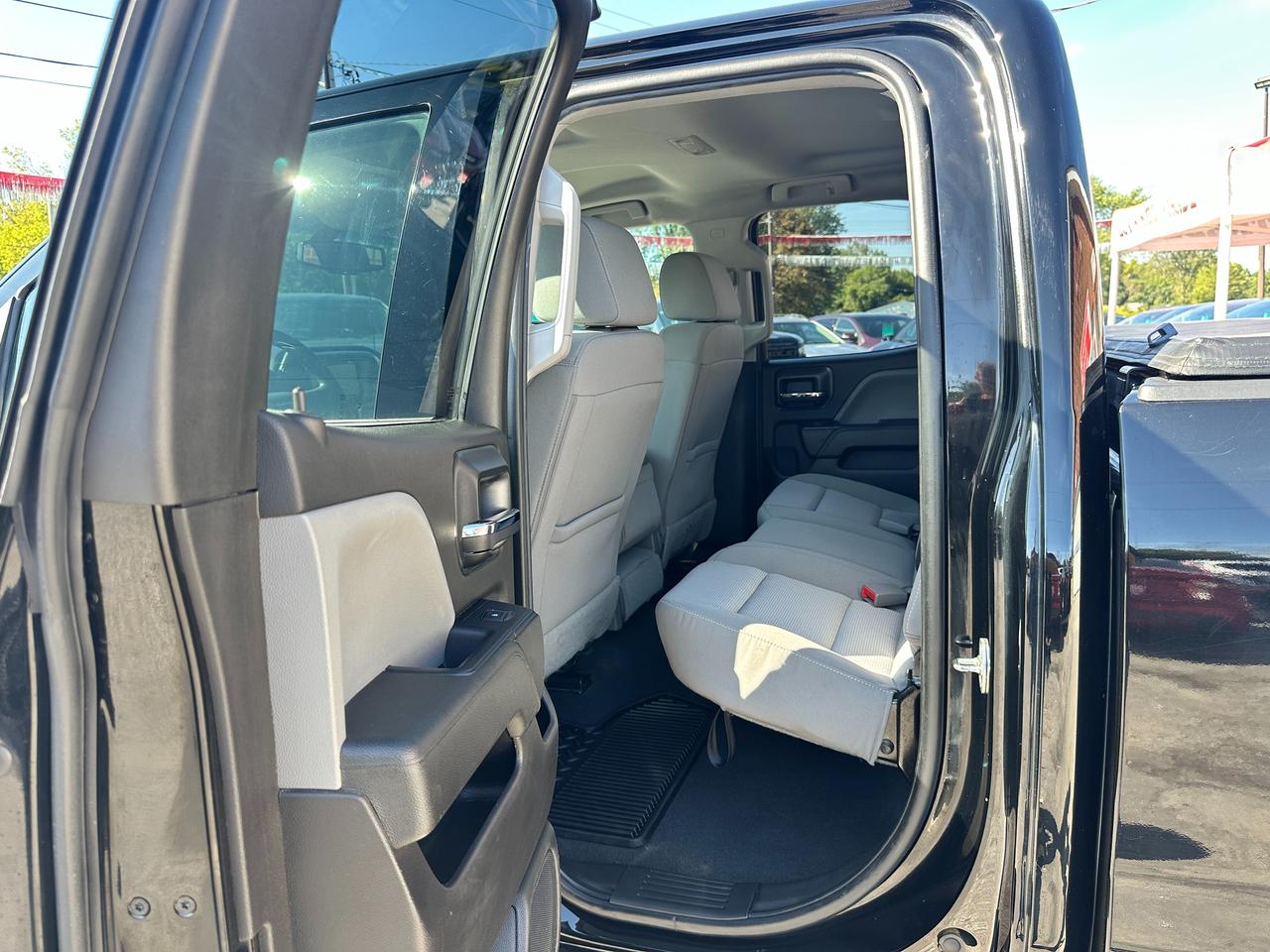 2019 GMC Sierra 1500 BASE DBLCab ELEVATION 4x4 Cloth 6-Passenger 5.3L Photo