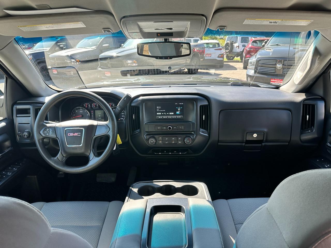 2019 GMC Sierra 1500 BASE DBLCab ELEVATION 4x4 Cloth 6-Passenger 5.3L Photo