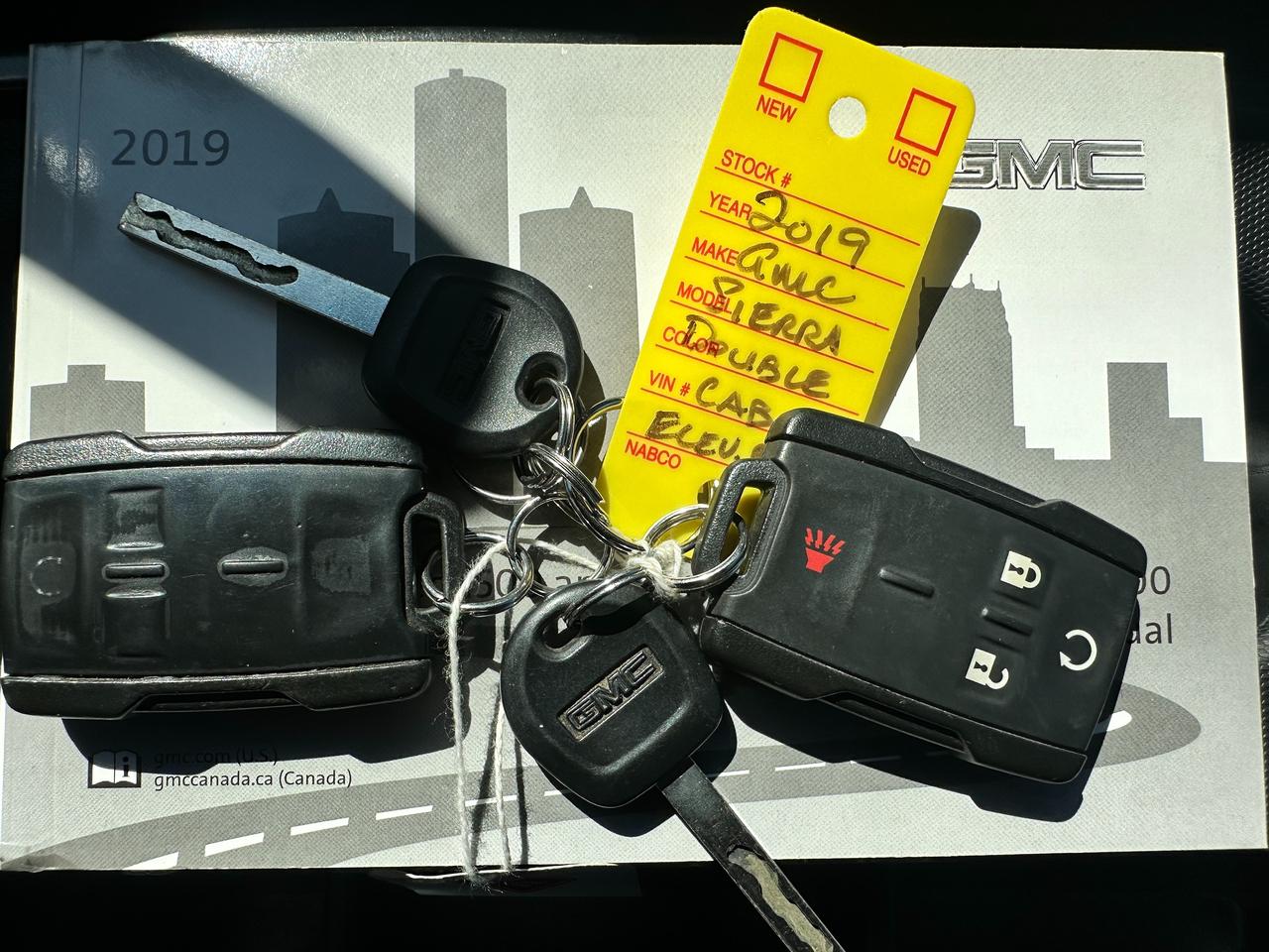 2019 GMC Sierra 1500 BASE DBLCab ELEVATION 4x4 Cloth 6-Passenger 5.3L Photo
