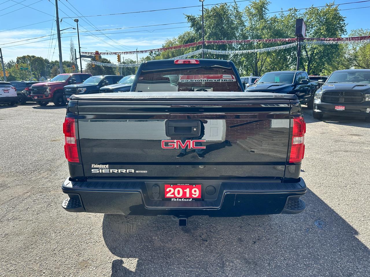 2019 GMC Sierra 1500 BASE DBLCab ELEVATION 4x4 Cloth 6-Passenger 5.3L Photo3