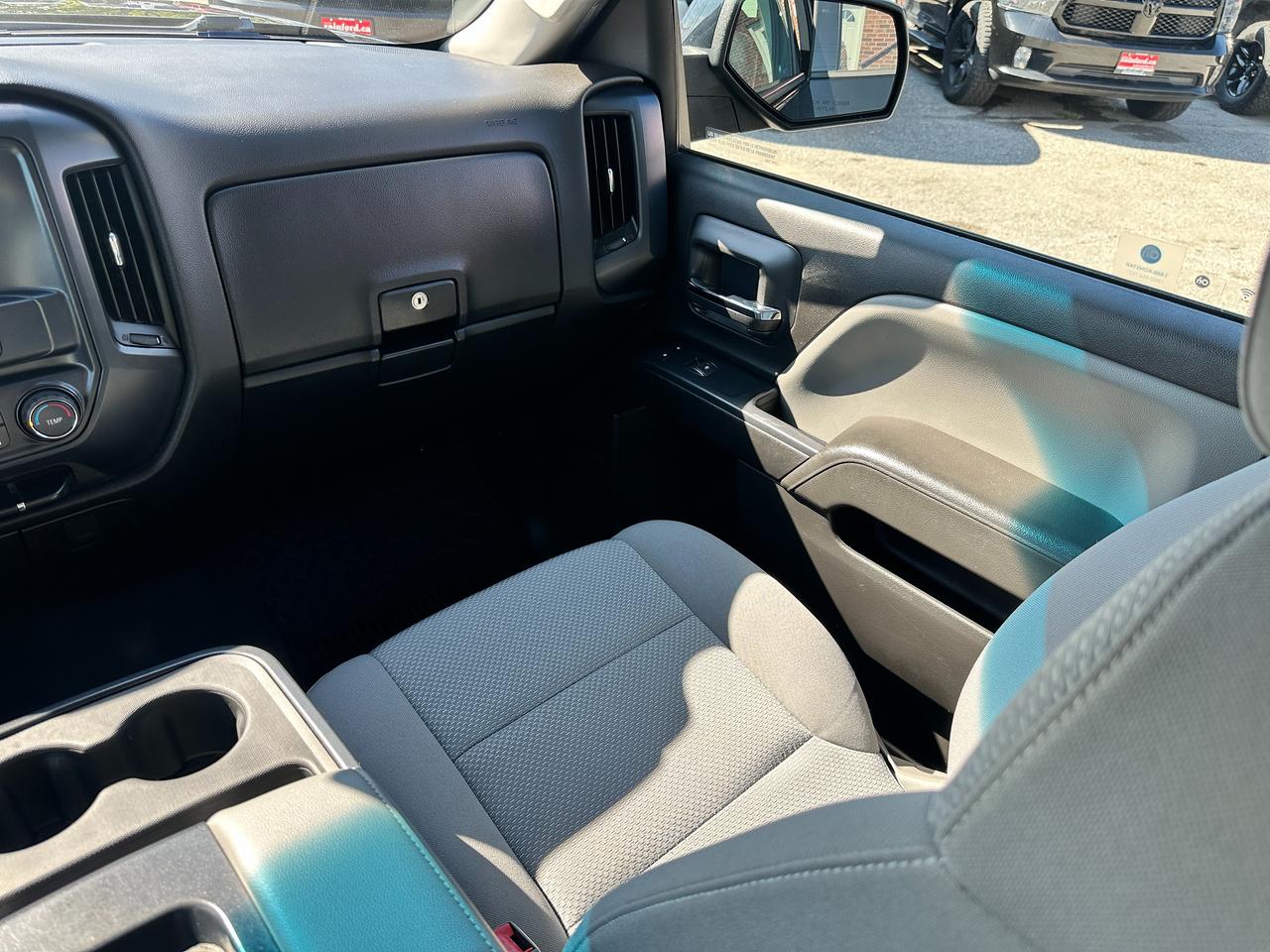 2019 GMC Sierra 1500 BASE DBLCab ELEVATION 4x4 Cloth 6-Passenger 5.3L Photo
