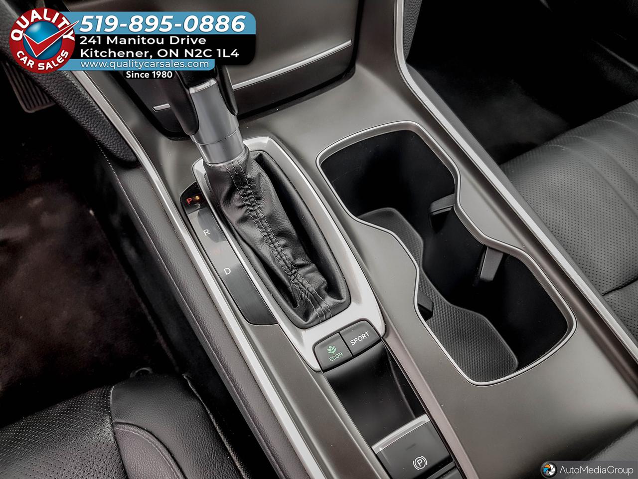 2019 Honda Accord Touring *LEATHER-SUNROOF* Photo