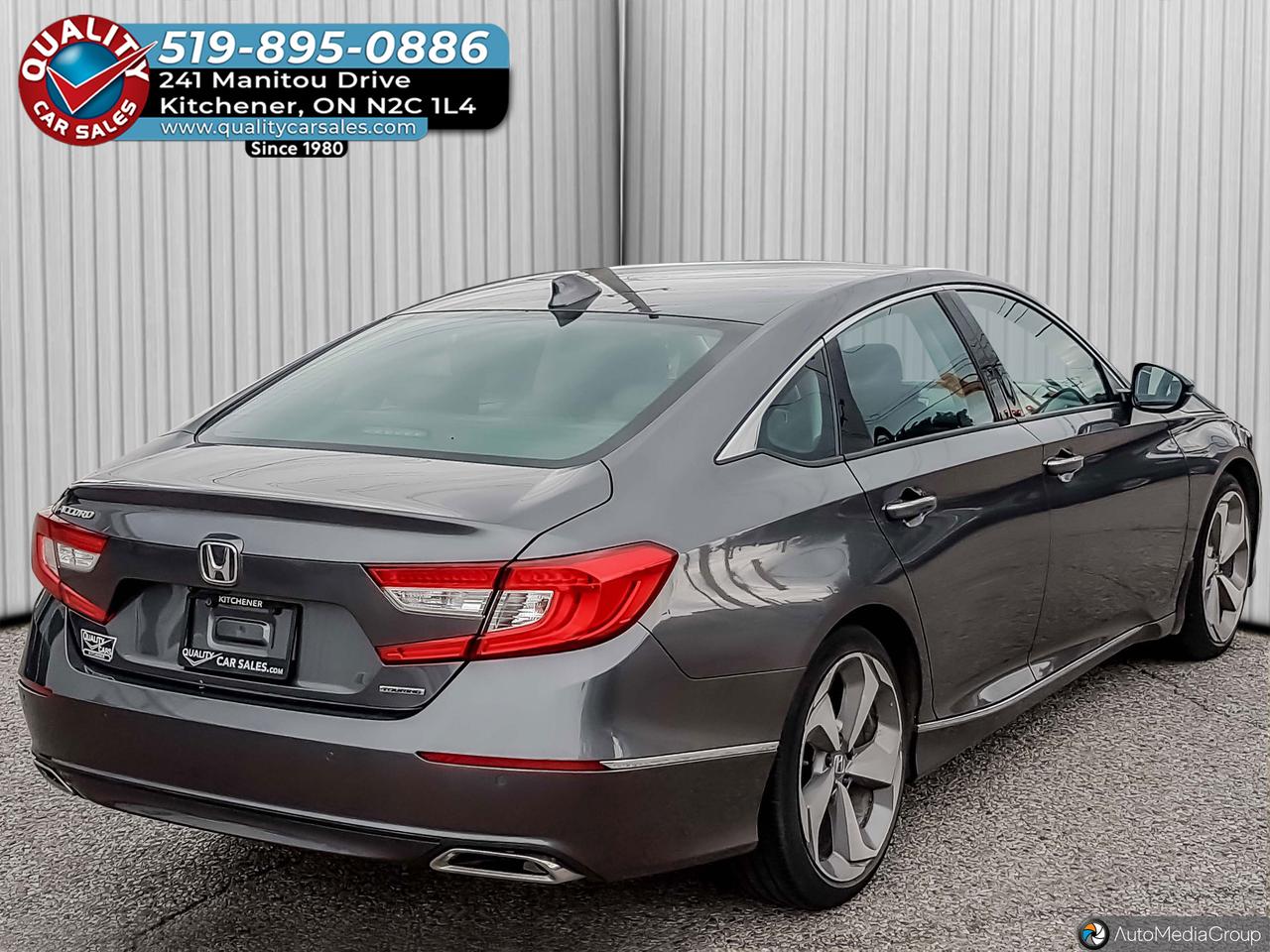 2019 Honda Accord Touring *LEATHER-SUNROOF* Photo3